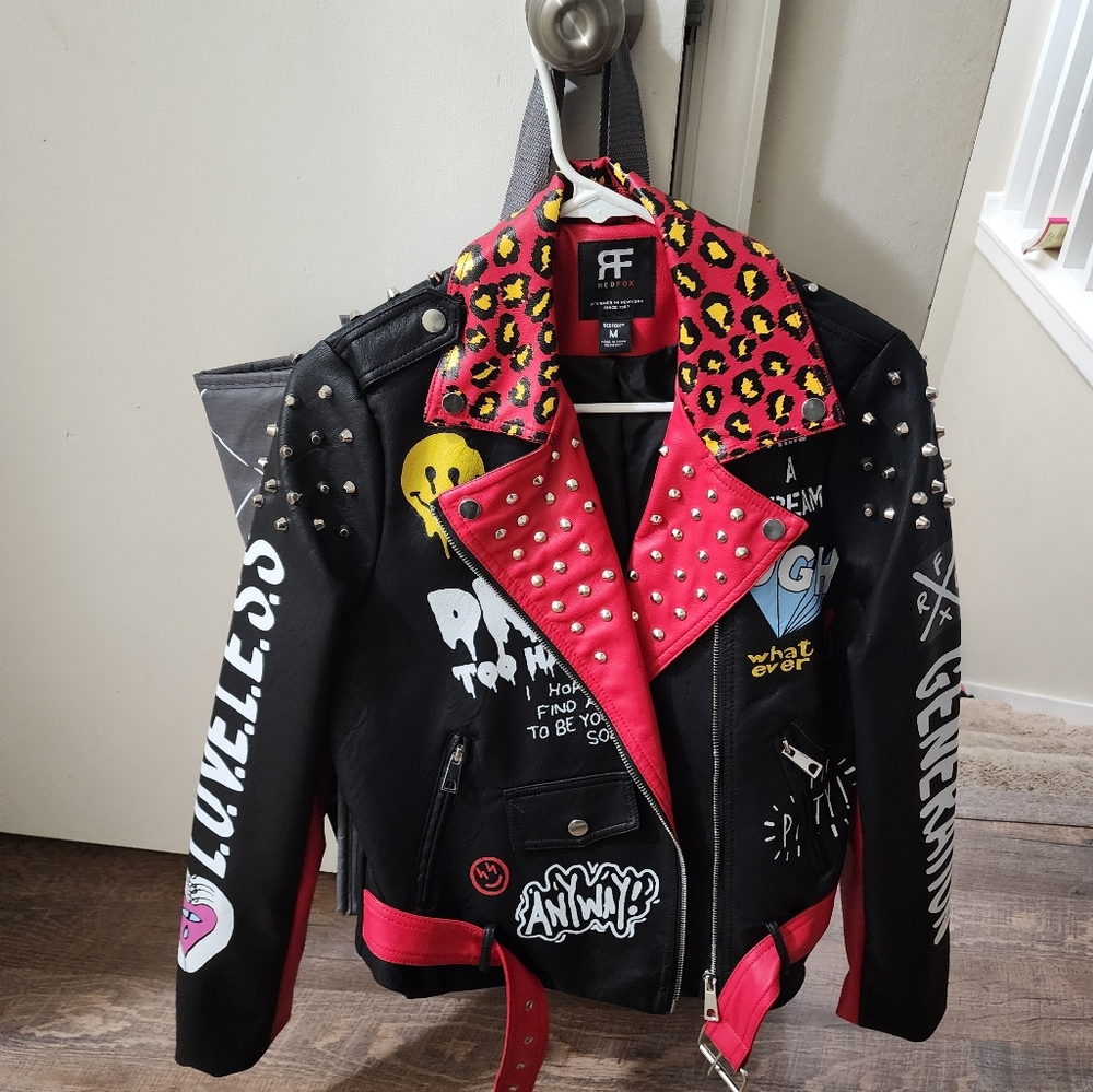Size medium moto leather jacket